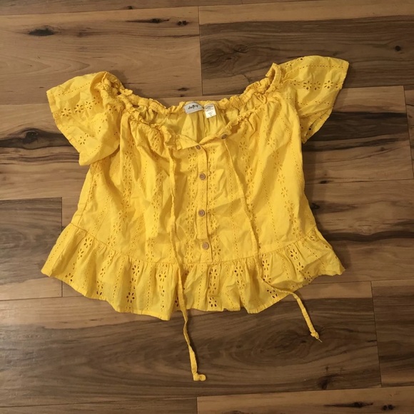 Daytrip Buckle Size M Yellow Off The Shoulder Floral Short Sleeve Button Up Top - Picture 1 of 4